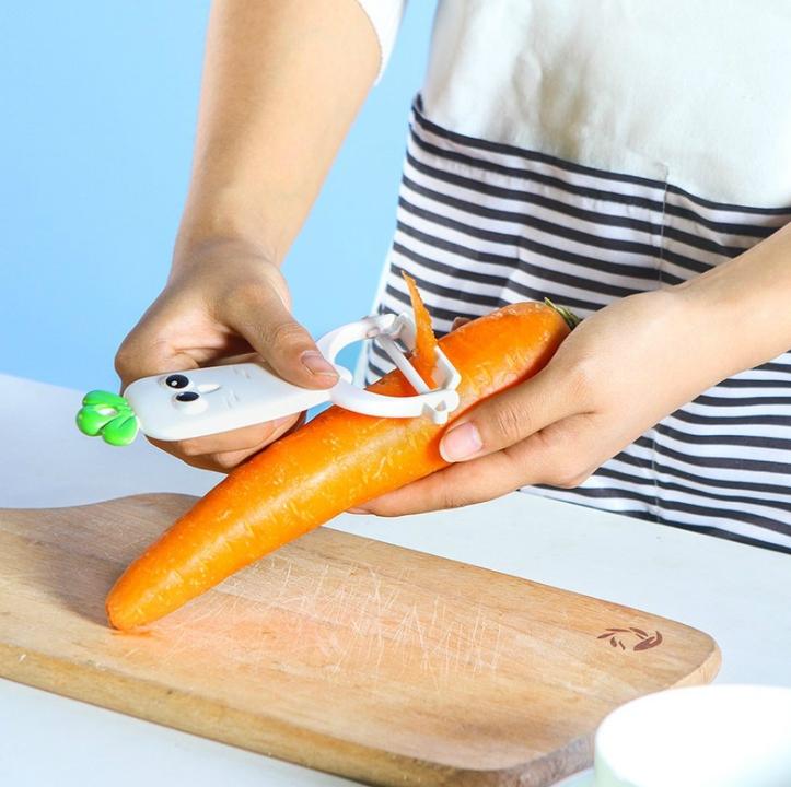Custom Logo Carrot-shaped paring knife | Premium Corporate Gifts and Promotional Gifts