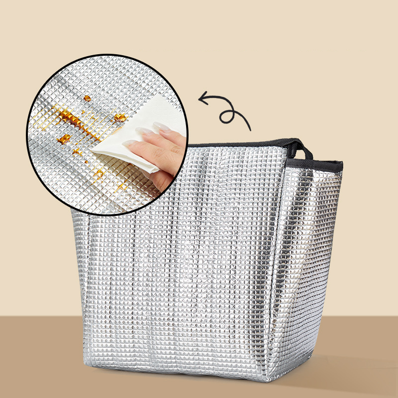 Custom Logo Waterproof three-dimensional insulated cooler bag | Premium Corporate Gifts and Promotional Gifts