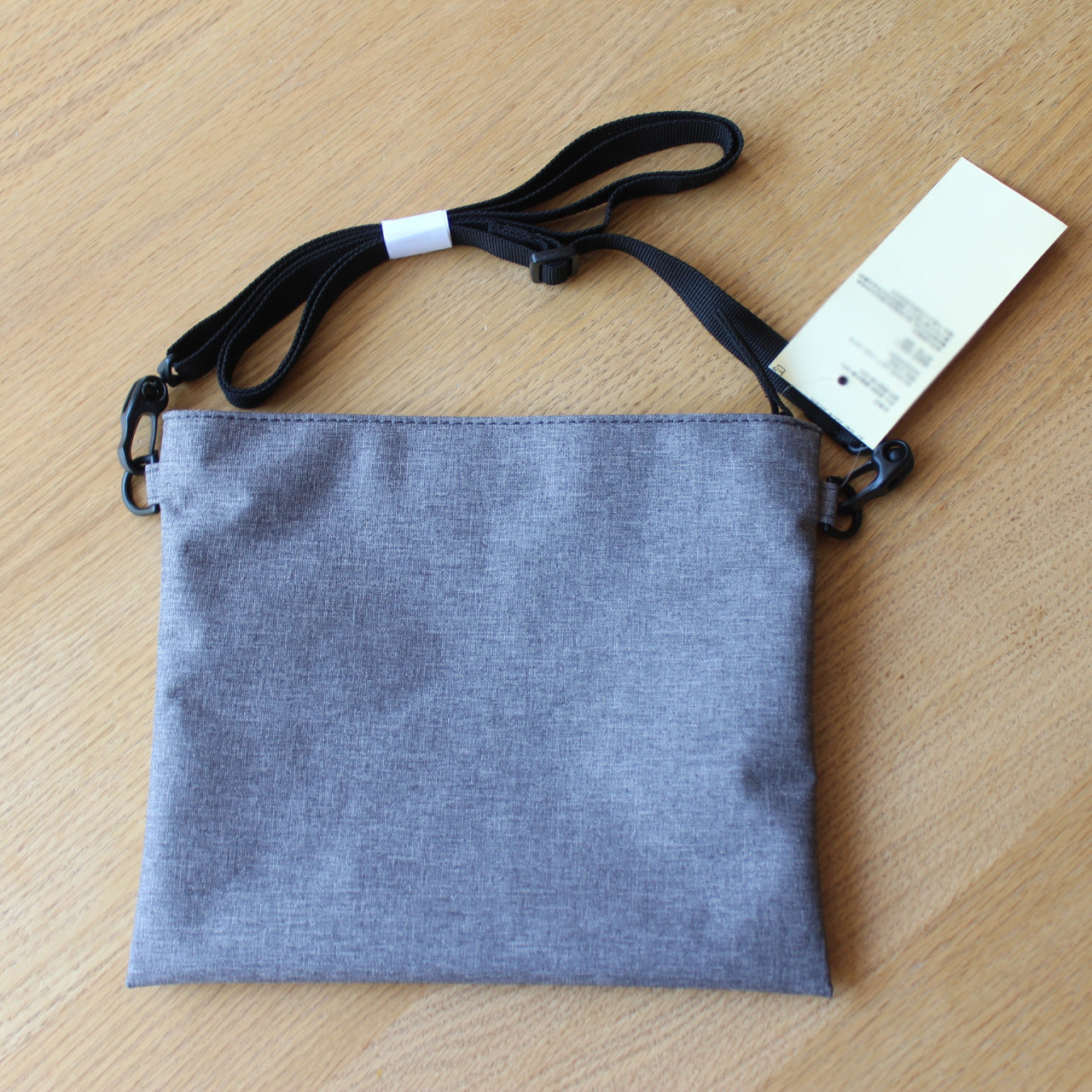 Custom Logo Simple solid color lightweight crossbody bag | Premium Corporate Gifts and Promotional Gifts