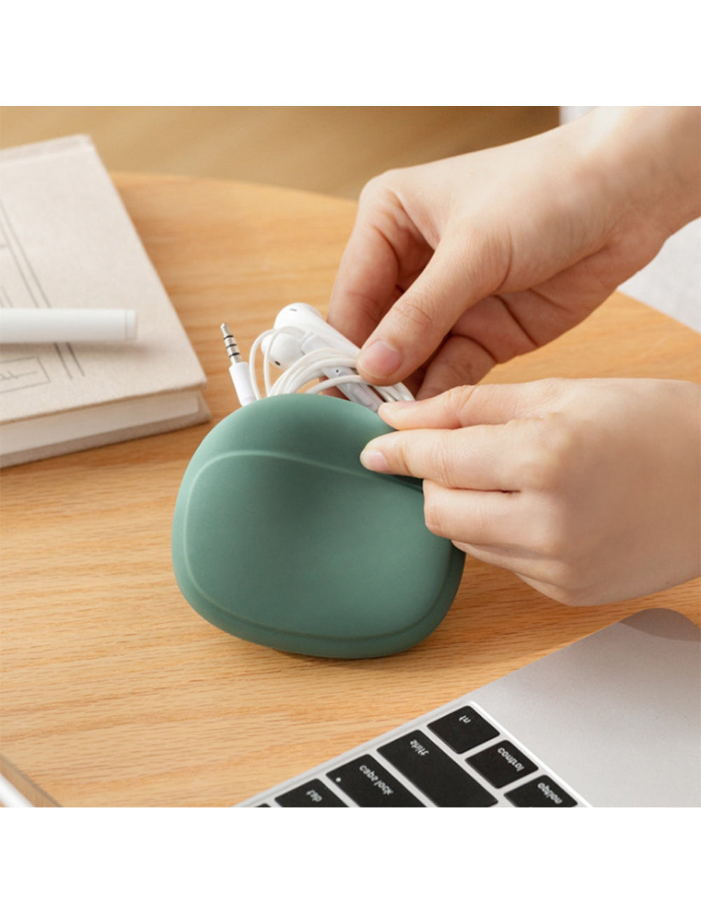 Custom Logo Silicone Headphone Storage Bag Protective Case | Premium Corporate Gifts and Promotional Gifts